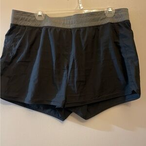 Columbia Black and Gray Sports Shorts